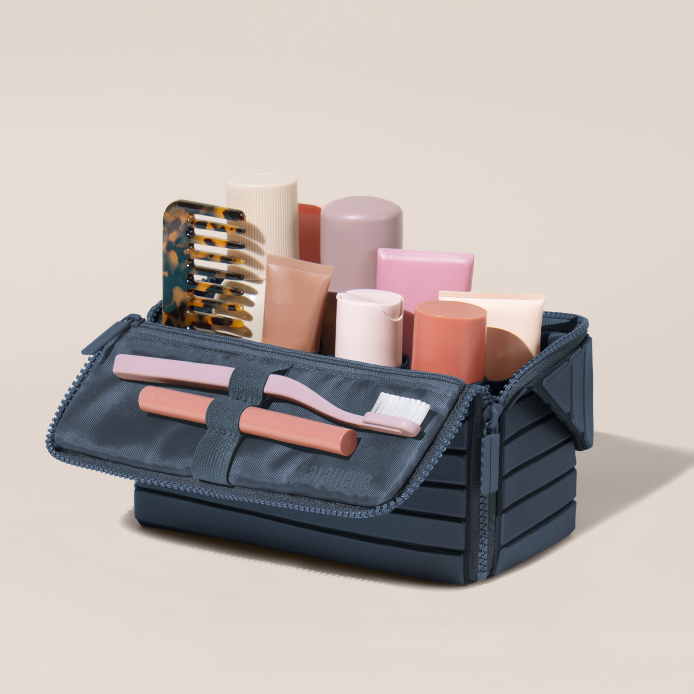 Why The Kits by Parallelle Are the Perfect Dopp Kits for Frequent Travelers