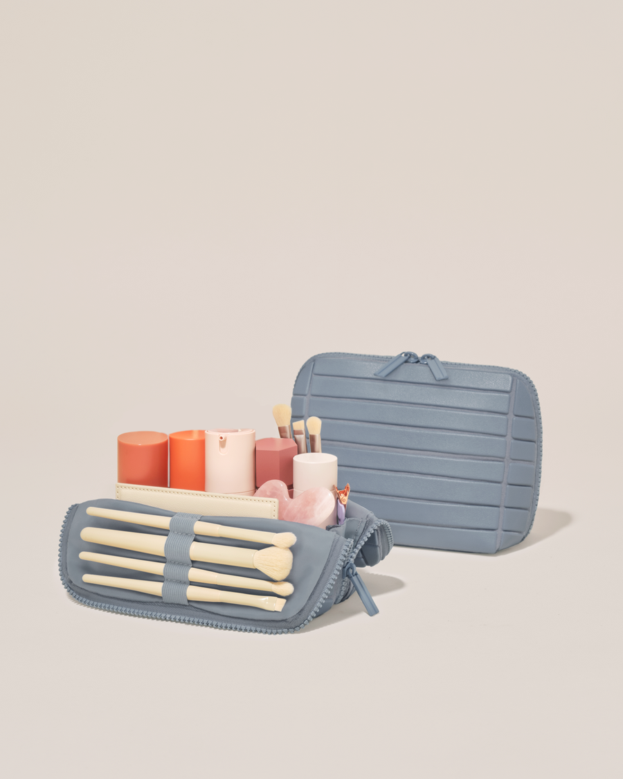 the small slate traveller
